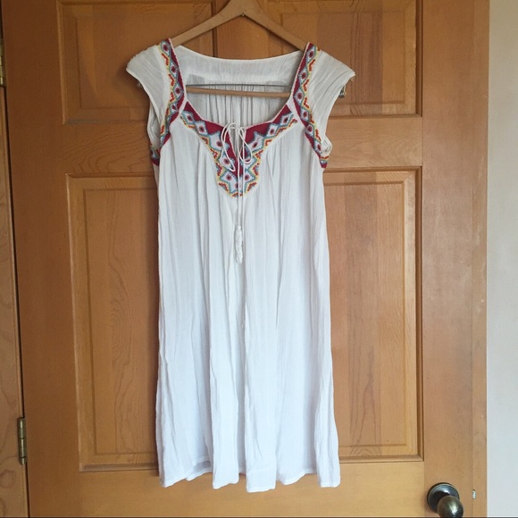 Vintage Dresses & Skirts - Boho gauze colorful embroidered white flowy Dress